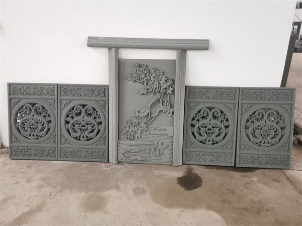 發(fā)泡陶瓷板及發(fā)泡陶瓷構(gòu)件